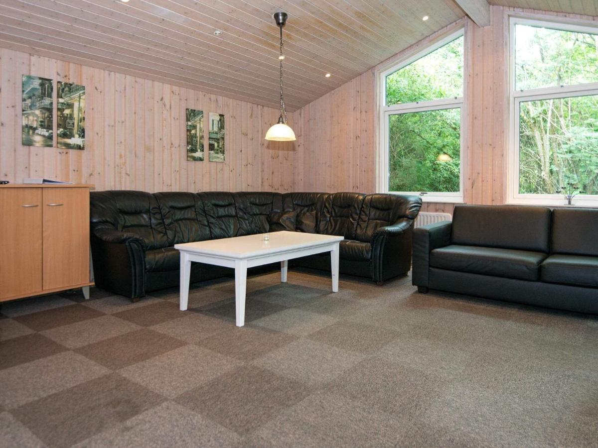 20 Person Holiday Home In 헤르닝 외부 사진